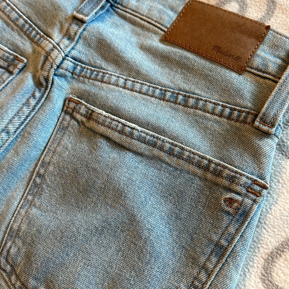 Madewell The Perfect Vintage Straight Jean - Picture 3 of 6